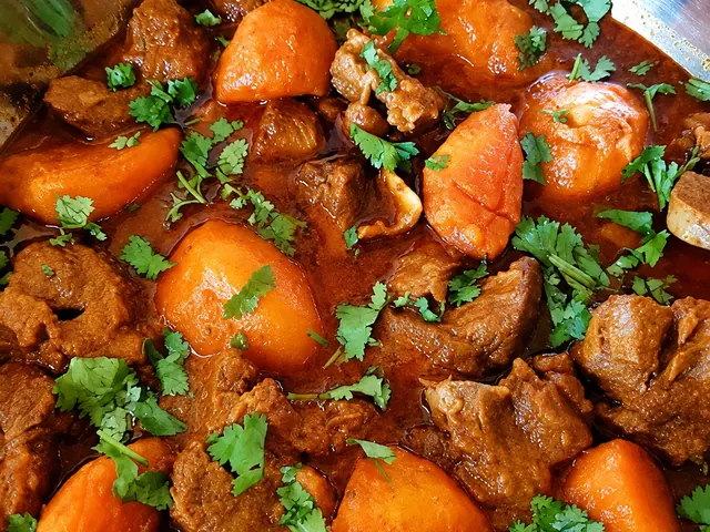 Aunty Maurine’s mutton curry with potatoes