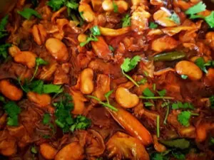 Cabbage and butter bean curry