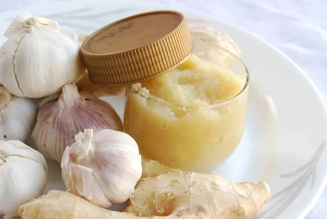Curry Cooking Tips: 2 Garlic & Ginger Paste