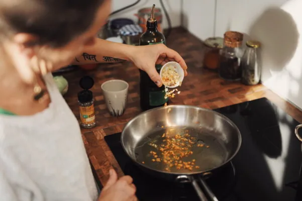 Tempering Spices for Curry