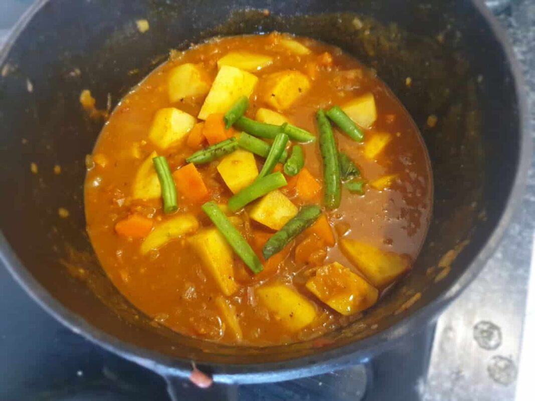 Mild Mince Curry that even the Kids will Love - Durban Curry Recipes