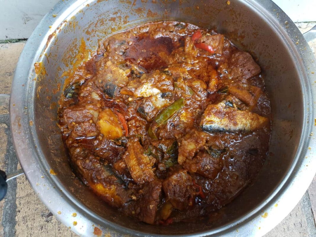 Durban Lucky Star Tinned Fish Curry